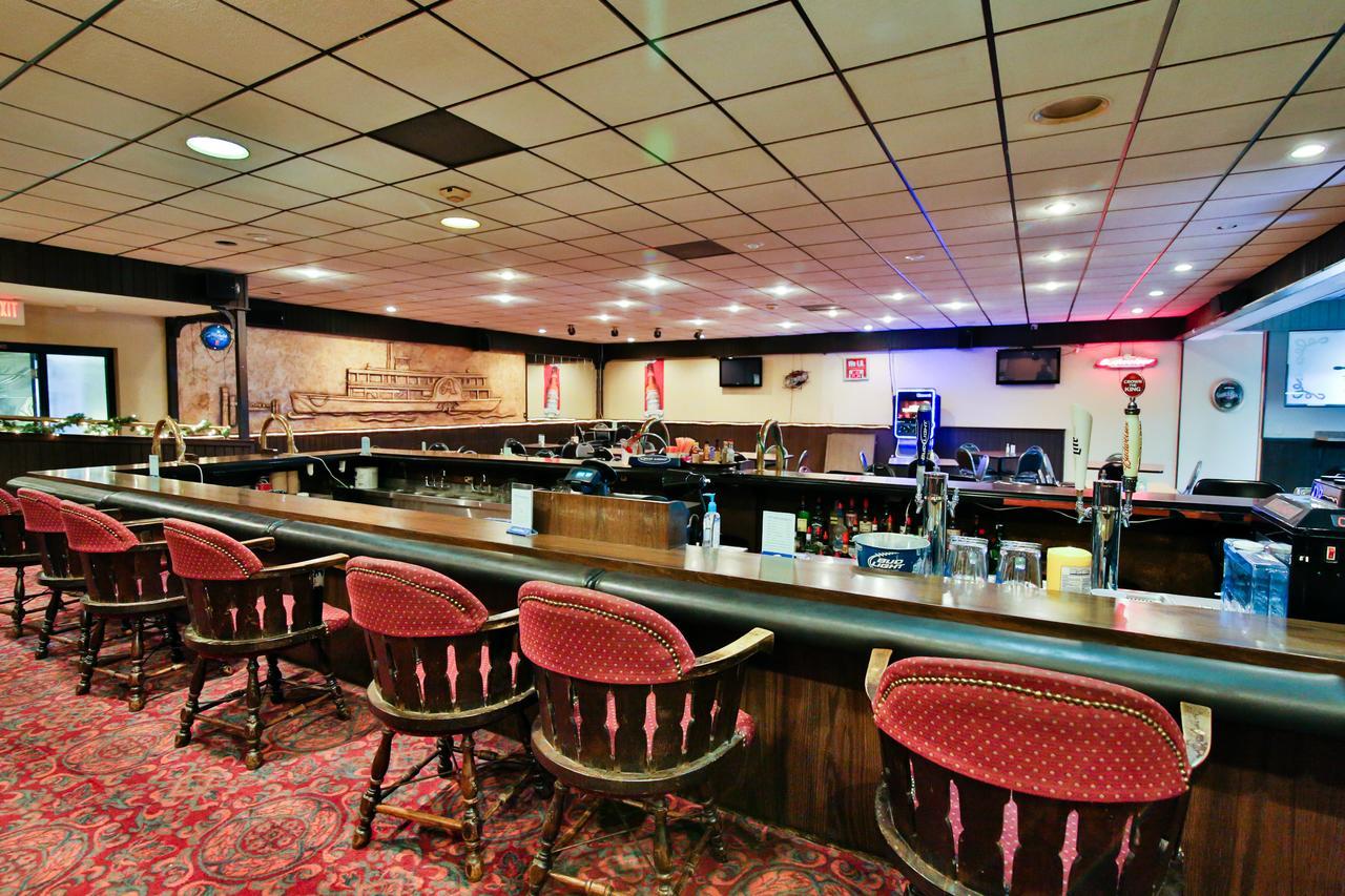Great American Inn & Suites Devils Lake 외부 사진